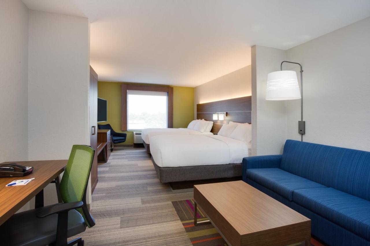 Holiday Inn Express Hotel & Suites Tampa-Fairgrounds-Casino, An Ihg Hotel Номер фото