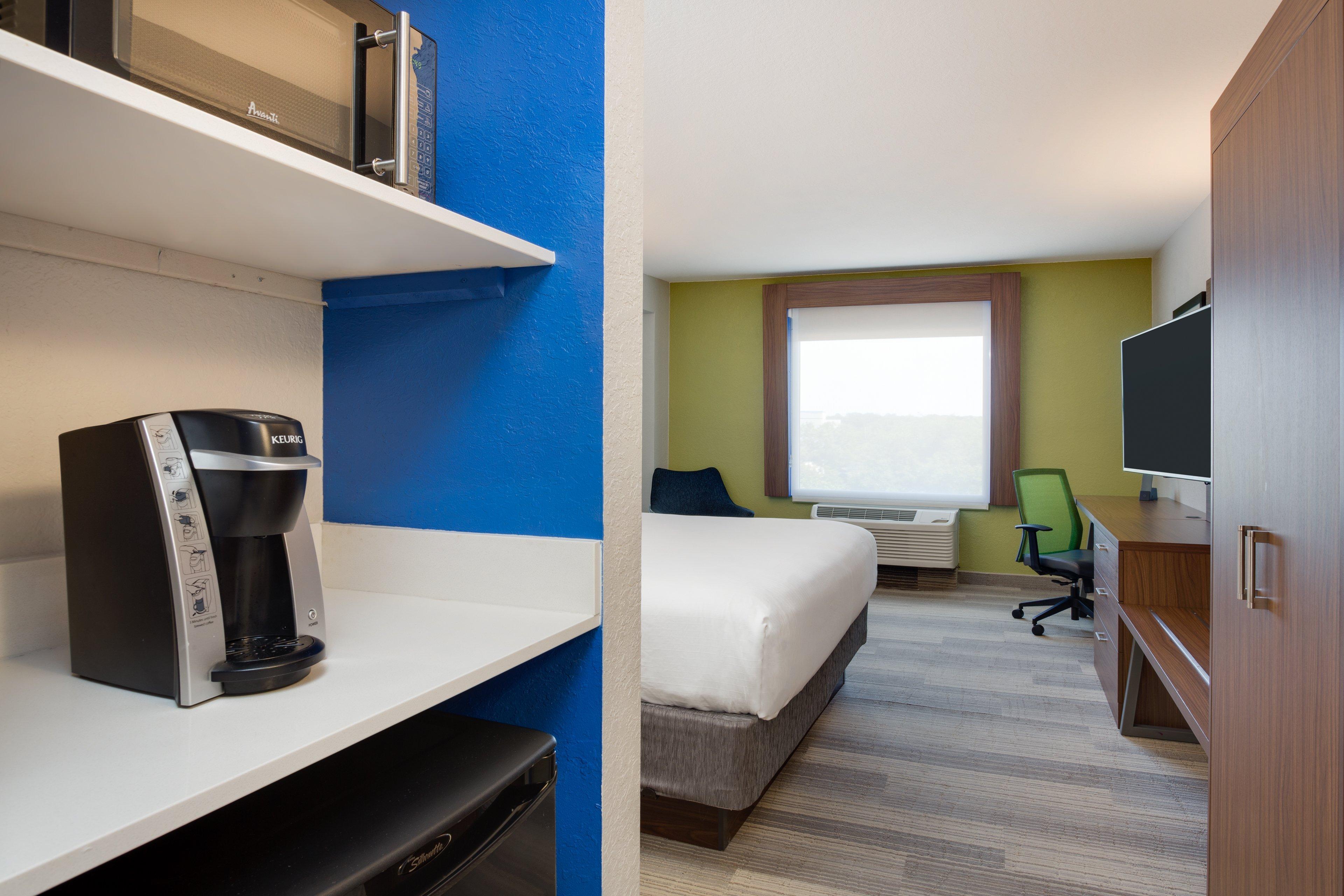 Holiday Inn Express Hotel & Suites Tampa-Fairgrounds-Casino By Ihg Екстер'єр фото