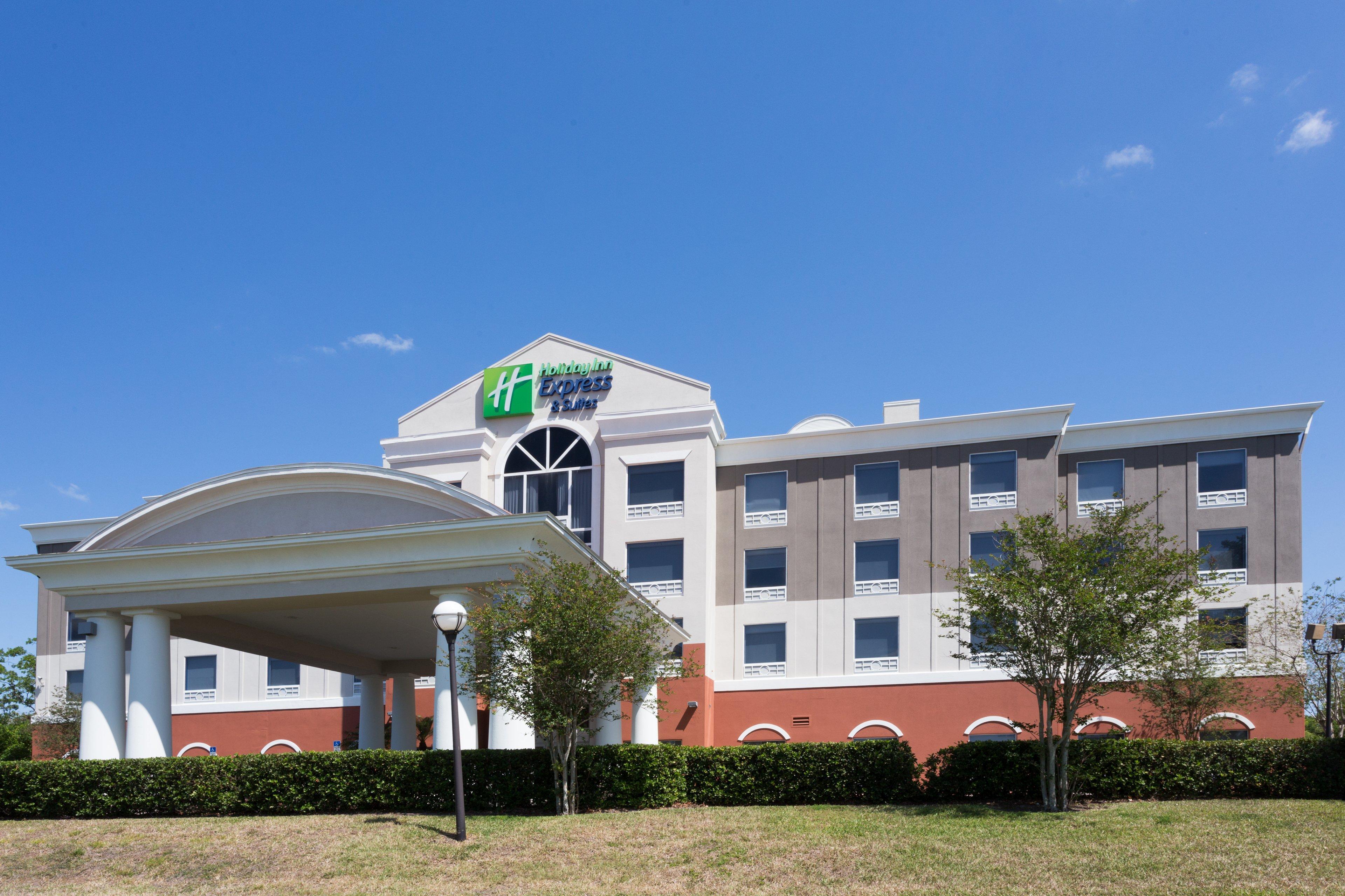 Holiday Inn Express Hotel & Suites Tampa-Fairgrounds-Casino By Ihg Екстер'єр фото