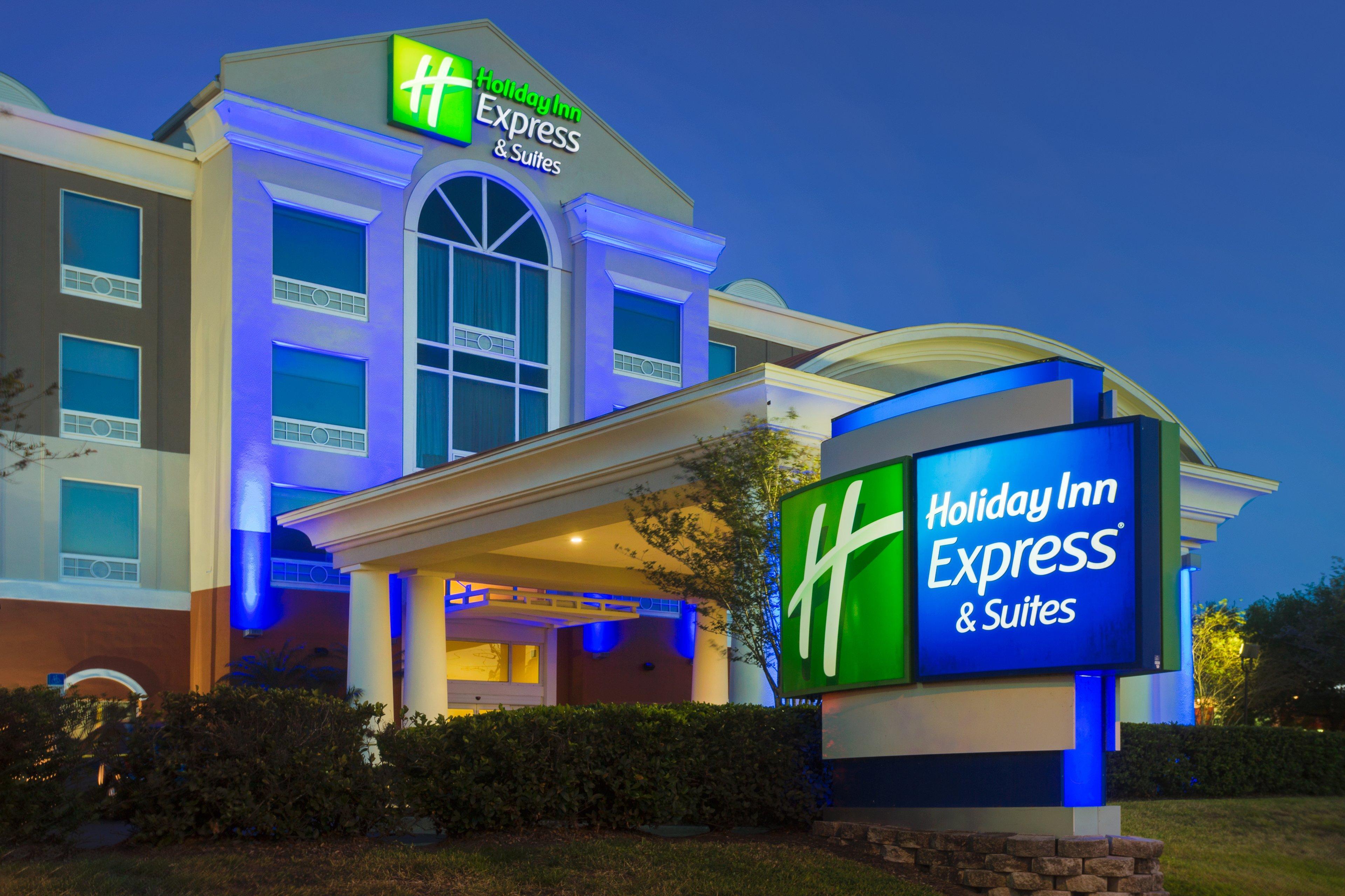 Holiday Inn Express Hotel & Suites Tampa-Fairgrounds-Casino By Ihg Екстер'єр фото