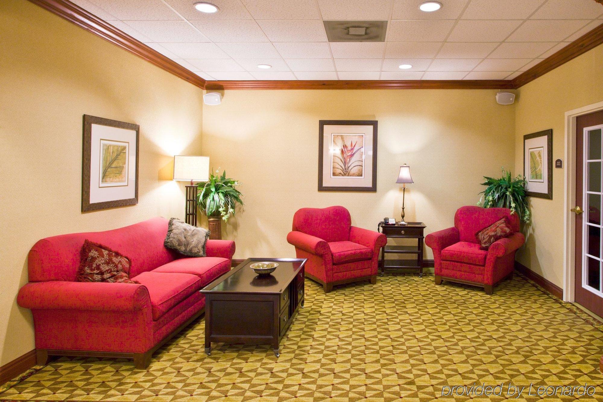 Holiday Inn Express Hotel & Suites Tampa-Fairgrounds-Casino By Ihg Інтер'єр фото